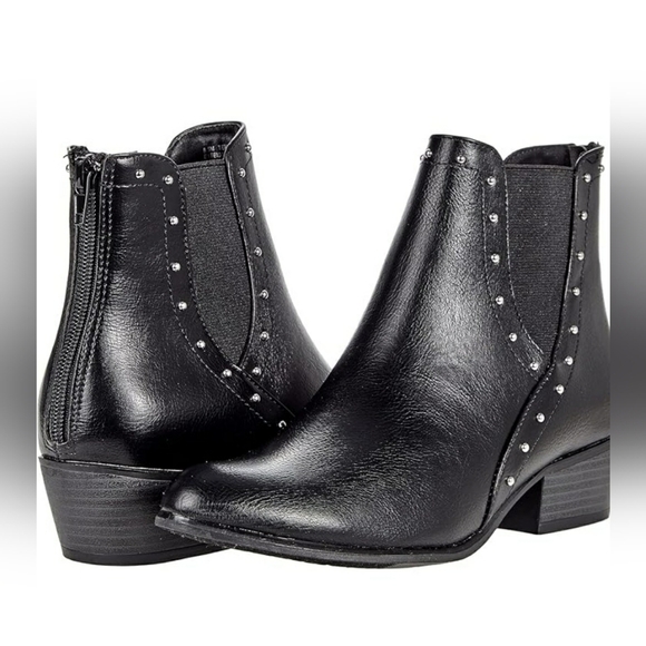 Esprit Teigan Black leather/Man Made metallic brad detailing Chic boots size 6M - Picture 1 of 8